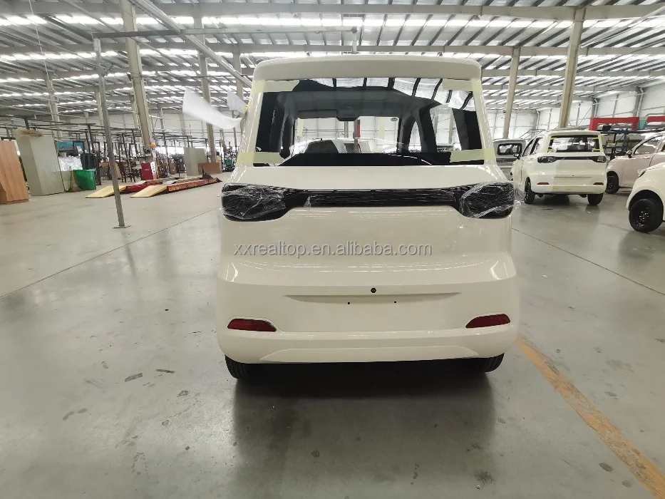 EV New Electric Family Car 160KM Range 50KW Total Motor Power