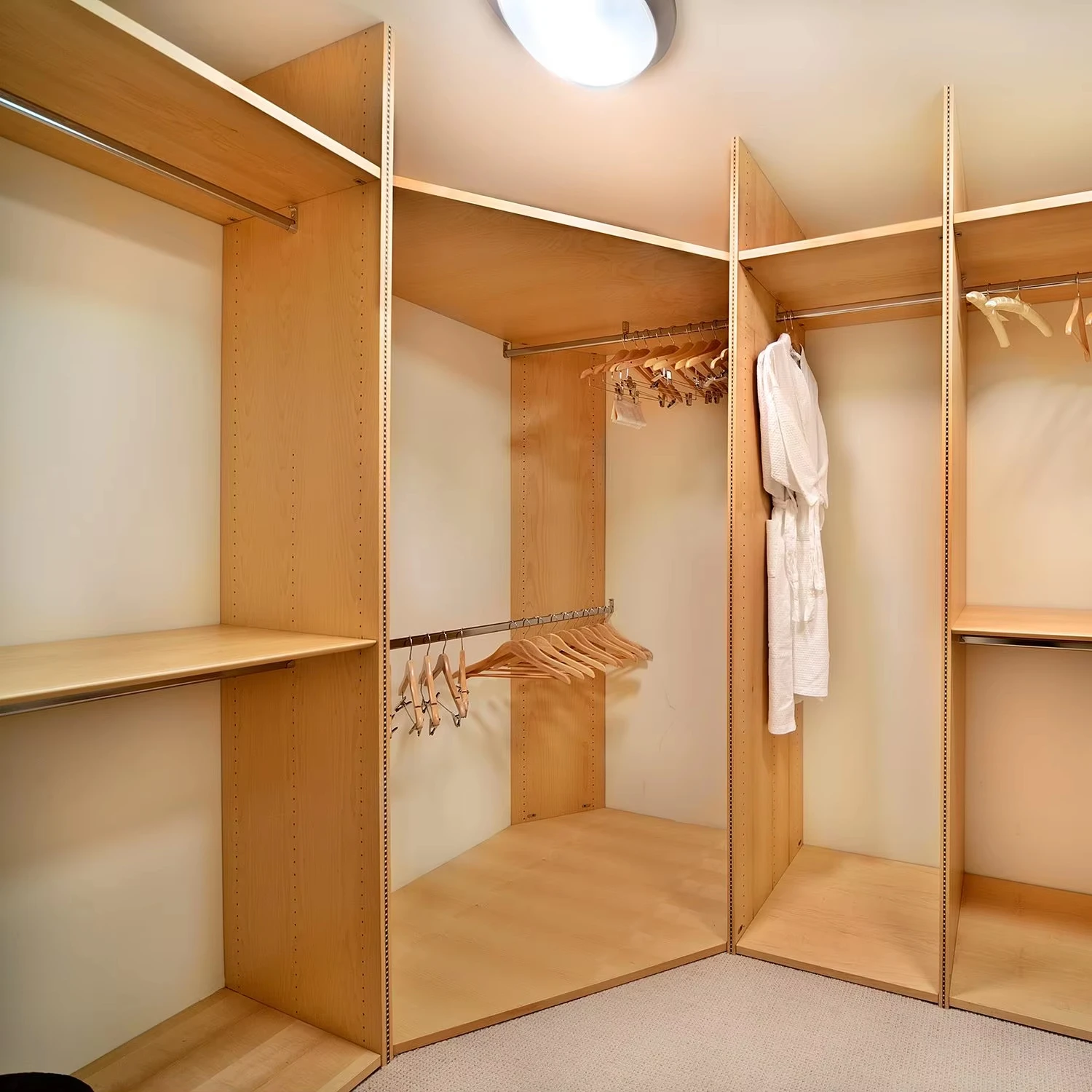 2024 Modern Luxury Bedroom Furniture Custom  Wardrobe Closet Border Wardrobes  For Villa