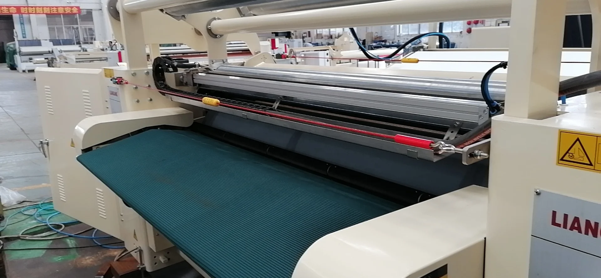 
china hot selling cheap price tannery roller coating machine for cow, sheep, goat, split leather 