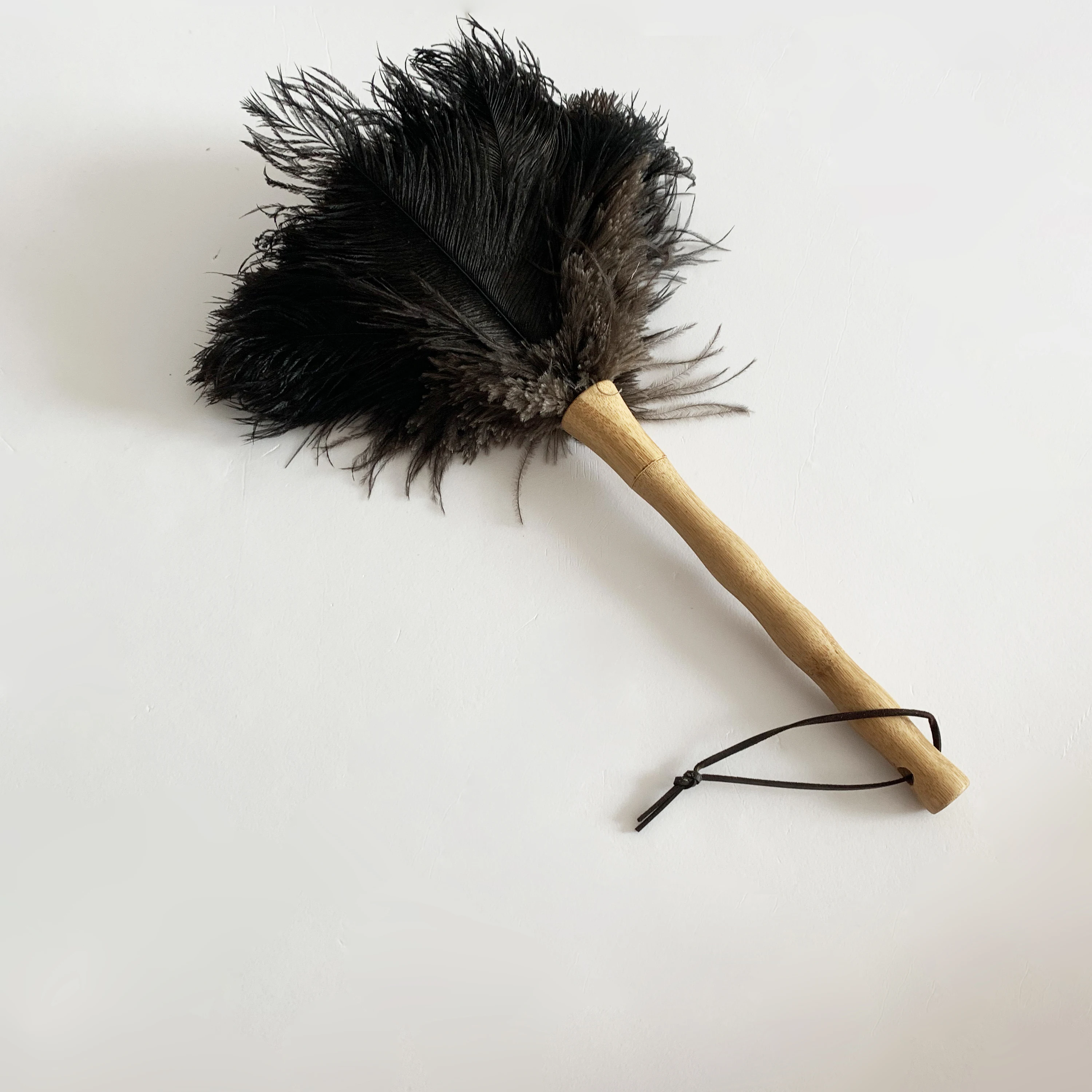 Super Soft Real Ostrich Feather Duster Bamboo Handle Natural Finish Brown Wood  Home Furniture Duster
