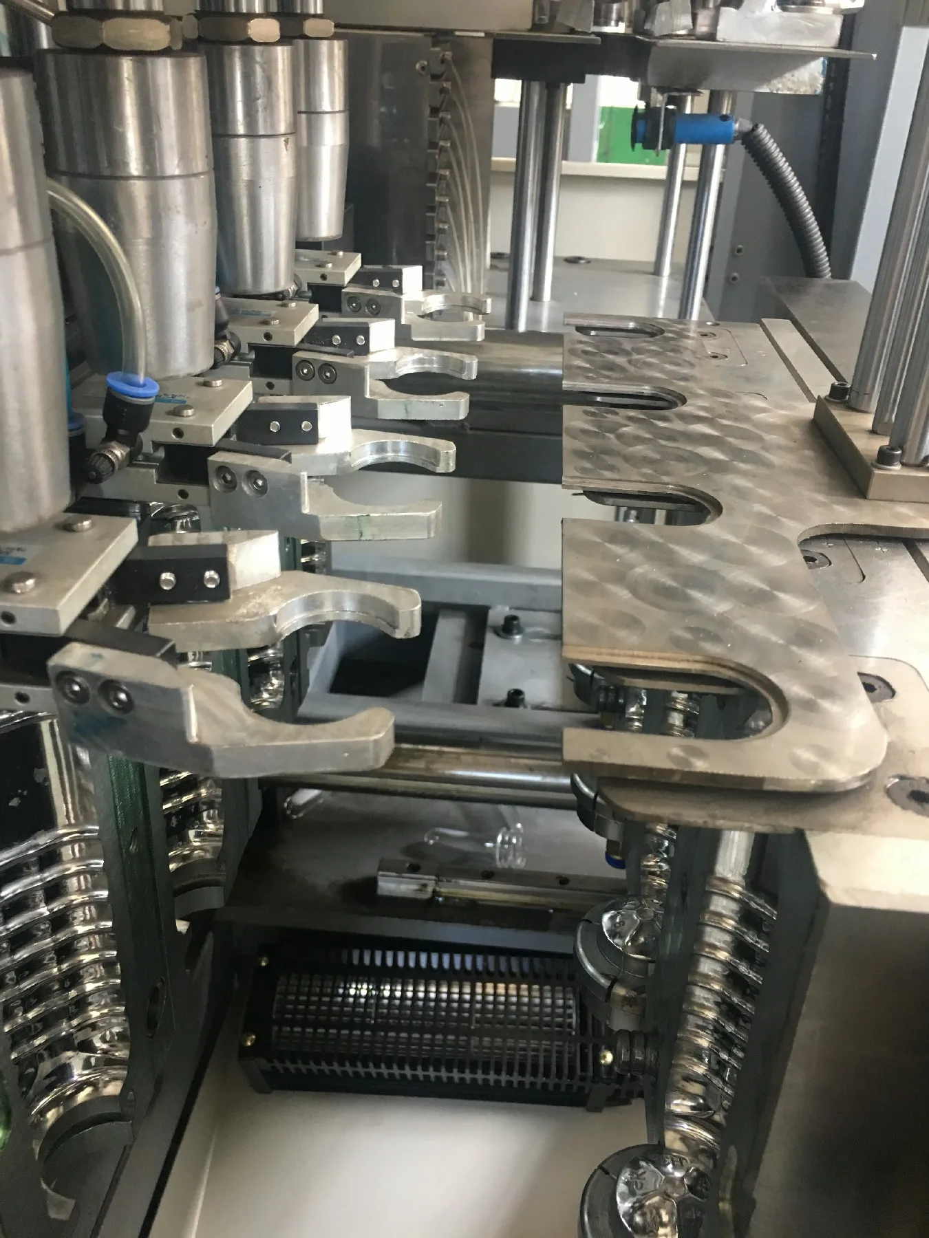 4cavity 3200bph plastic bottle making machine price to make bottle plastic 200-1500ml