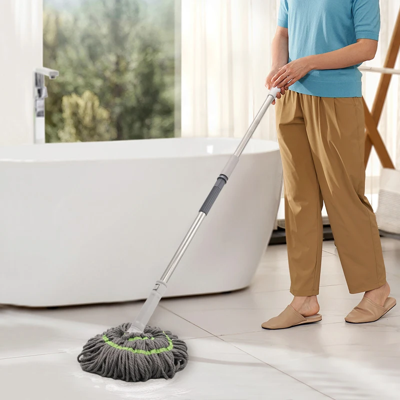 Microfiber Twist Mop With 135cm Long Handle for Floor Mopping in wet