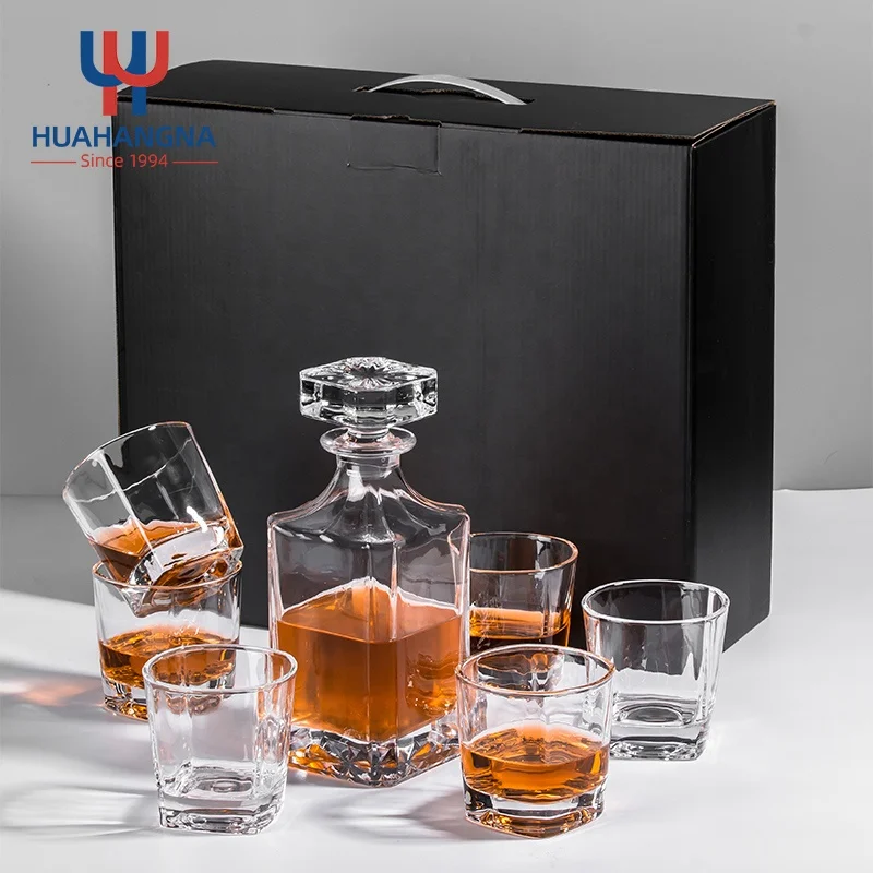 26oz Lead-Free Crystal Glass Square Plain Whiskey Bottle Decanter for Wine Bourbon Brandy Liquor Juice