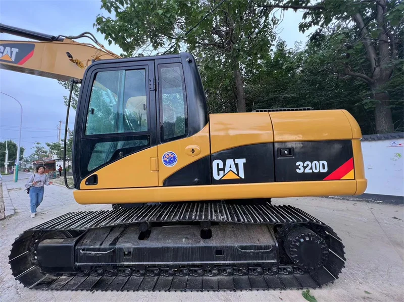 Brilliant Performance Second Hand Used Excavator Cat 320 Model For Heavy Work Sale Good Condition From Japan