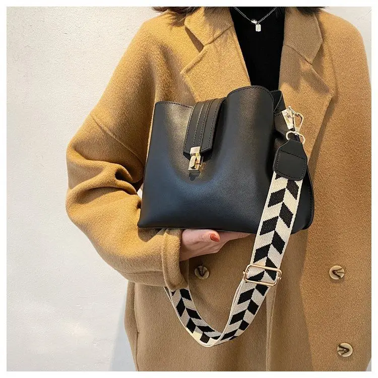 L0141 Brief Pu Leather Bucket Crossbody Bags For Women 2024 Designer Lady Luxury Shoulder Handbags