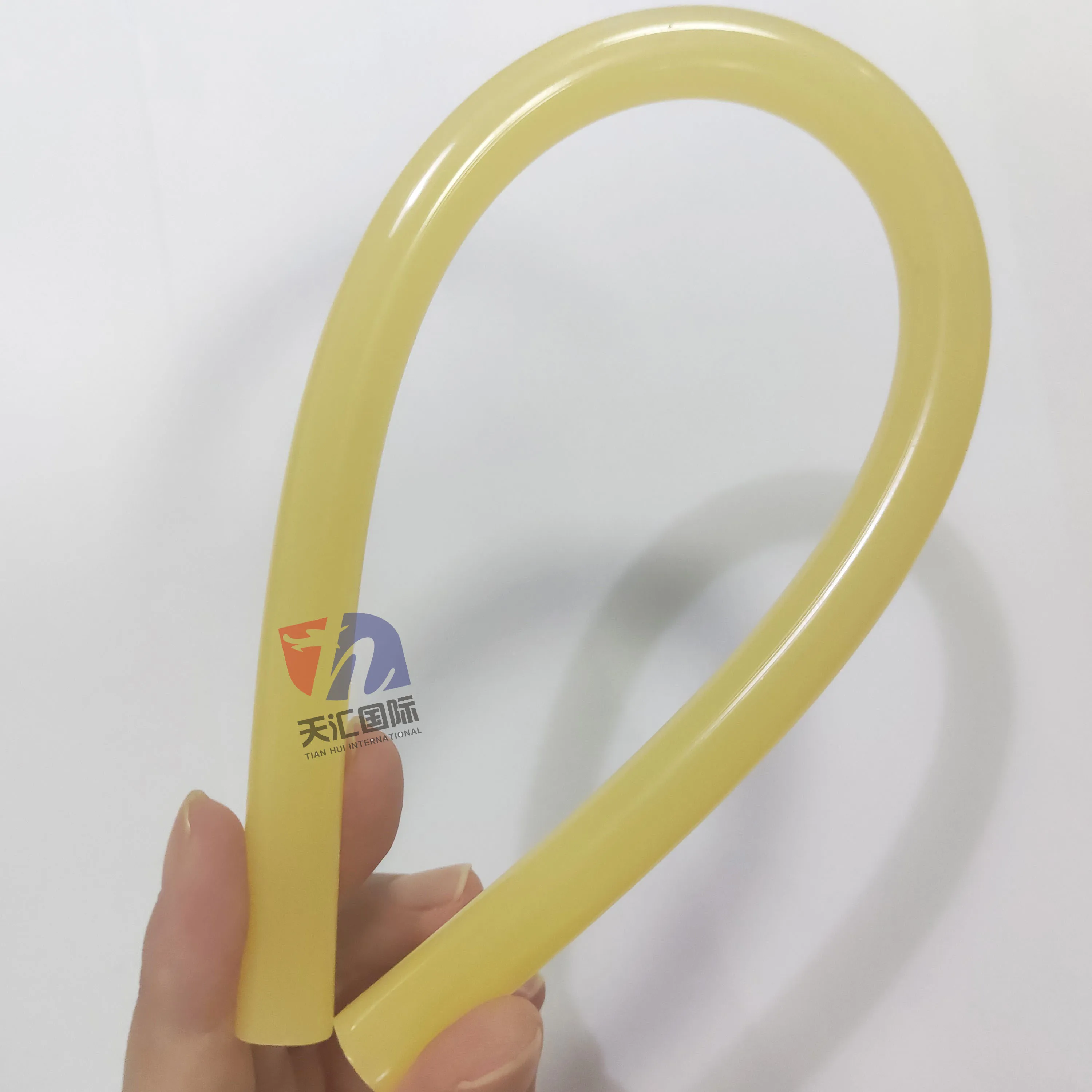 HM-28B-5TH Hot melt adhesive glue stick synthetic resin for leather wood fabrics strong stickiness yellow glue stick