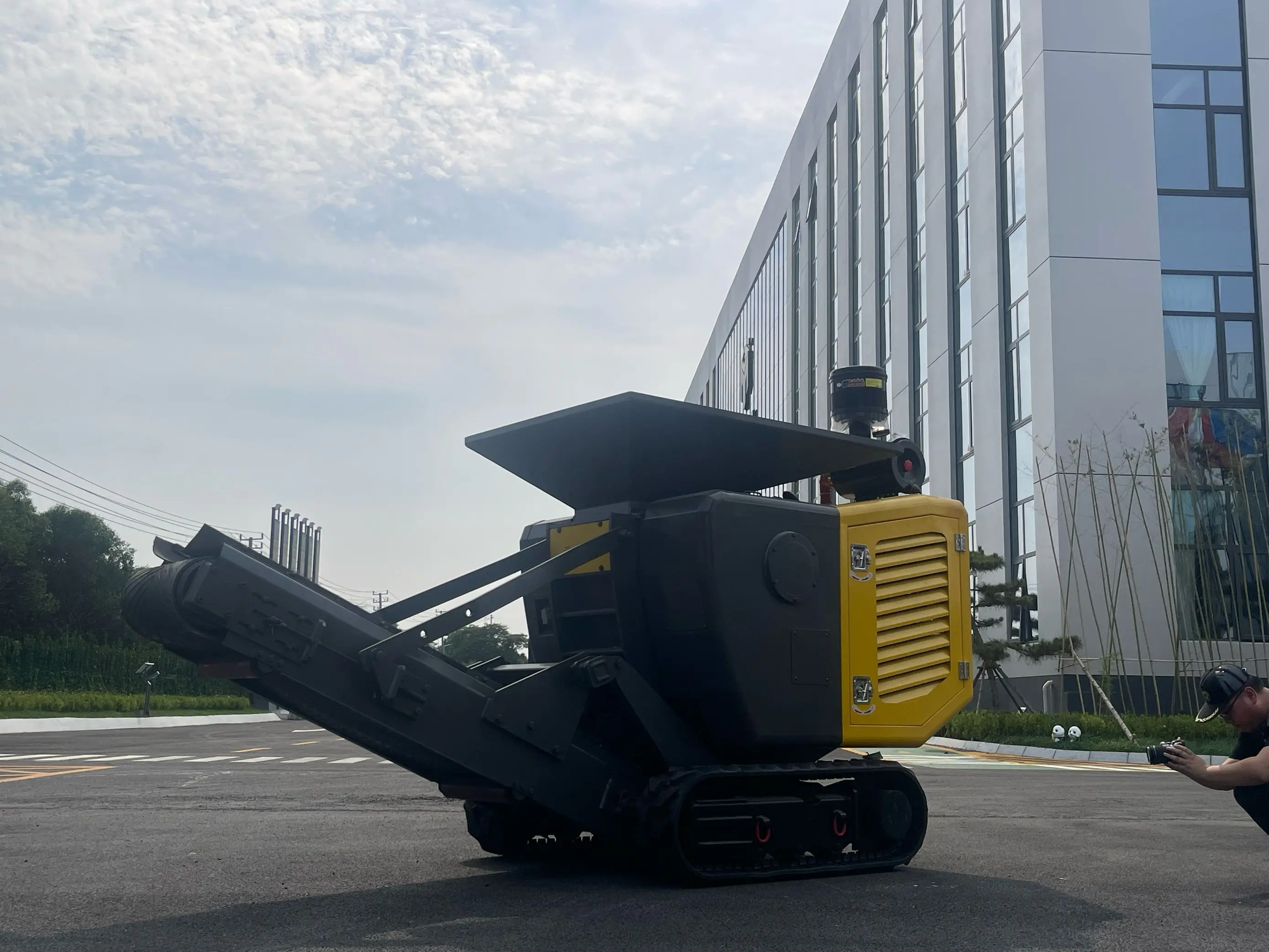 Mobile stone crushing plant mobile jaw crusher