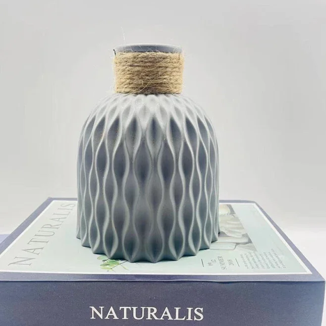 Home Table Flower Arrangement Resin Vase Plastic Vases for Elegant Display