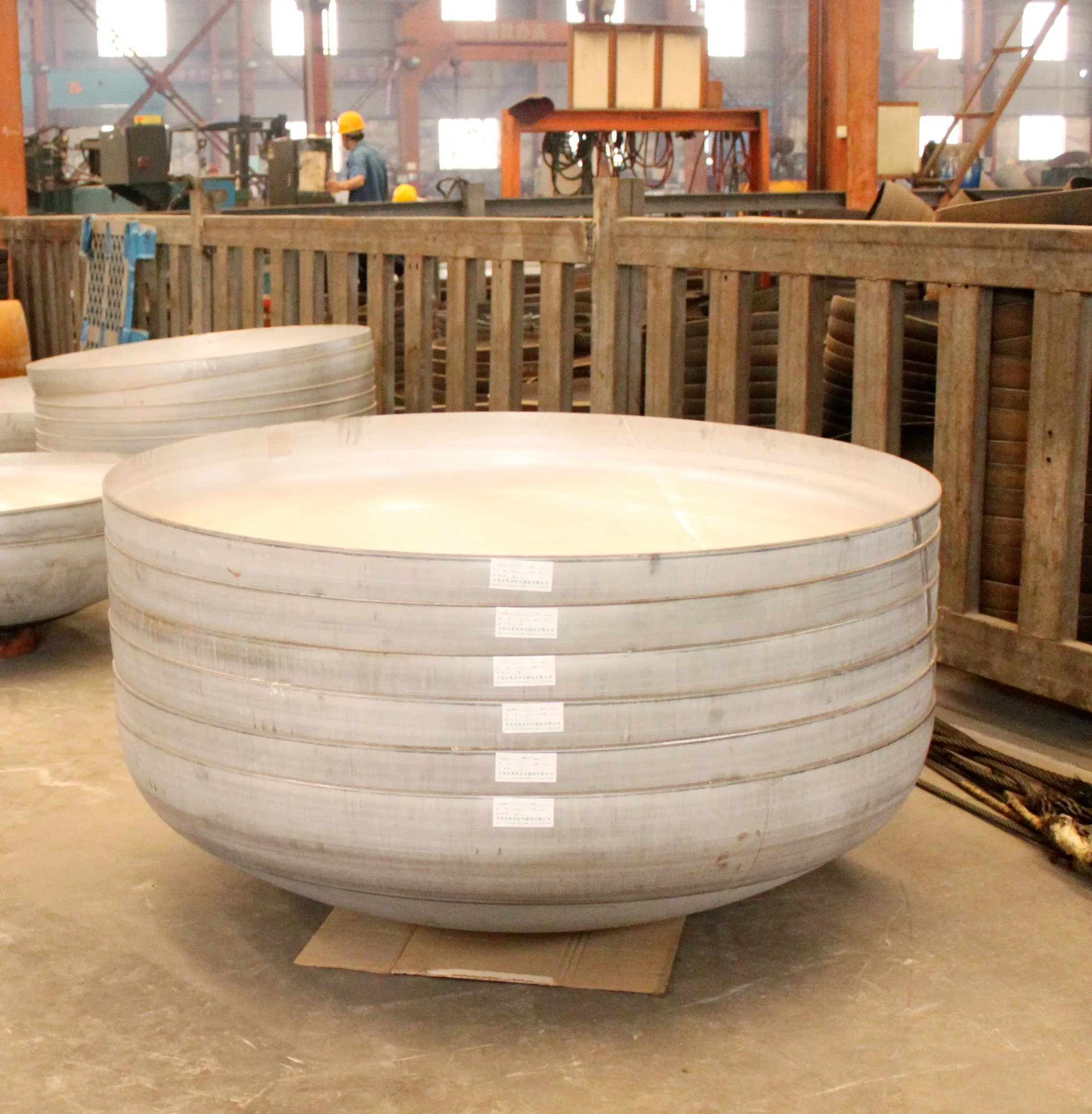 ASME ellipsoidal torispherical end head for pressure vessel tank