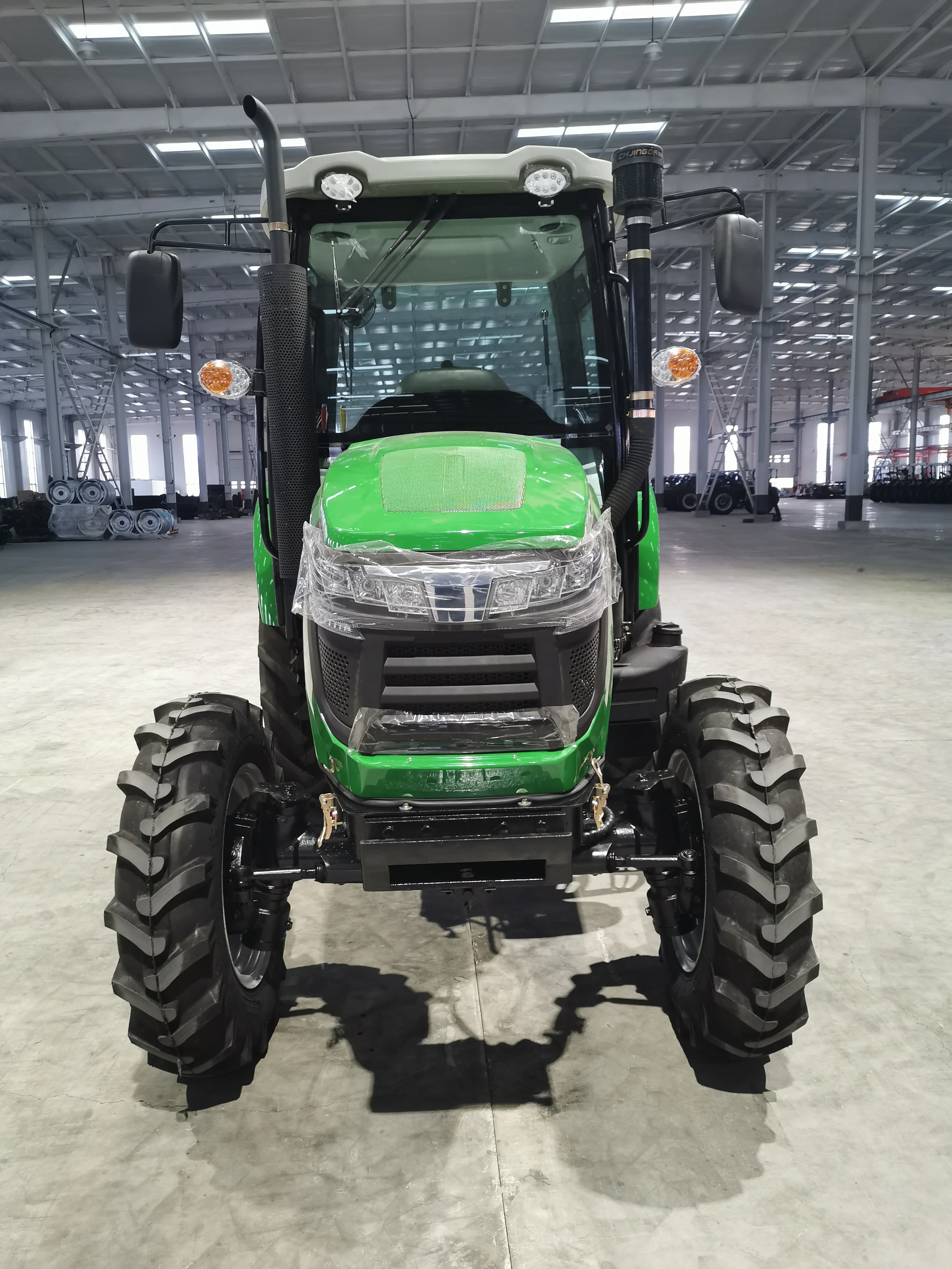 Wolf 30HP 40HP 50HP 60HP 70HP 80HP tractor 4x4 agriculture tractor with cabin