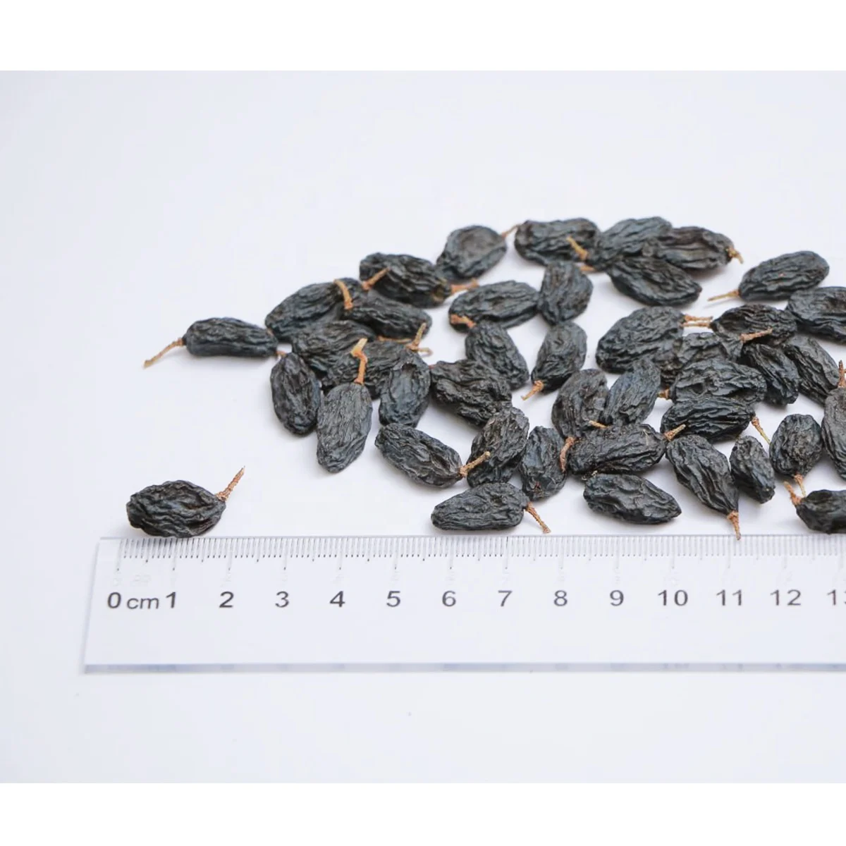 Без ГМО 180-200 шт. 100 г, 5-10 кг, продукция из Узбекистана, сушеный тенью черный изюм Jumbo Soyaki для пищевых продуктов