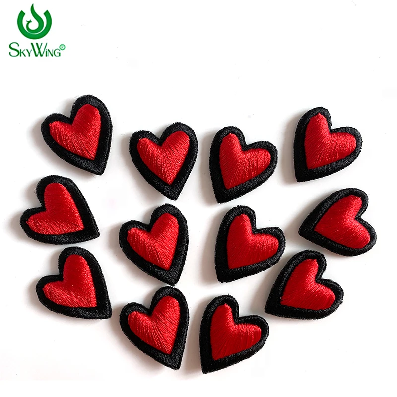 Embroidery patches 3D design red color mini heart love design embroidery patch for jeans clothing wholesale