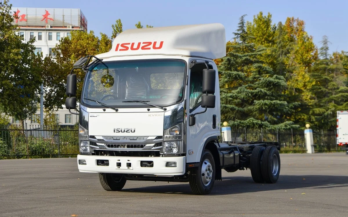 Шасси ISUZU KV100 700P FTR FVR 4X2 isuzu бренд 5 тонн 4x2 Легкий грузовик грузовой автомобиль для Salem Duty в наличии