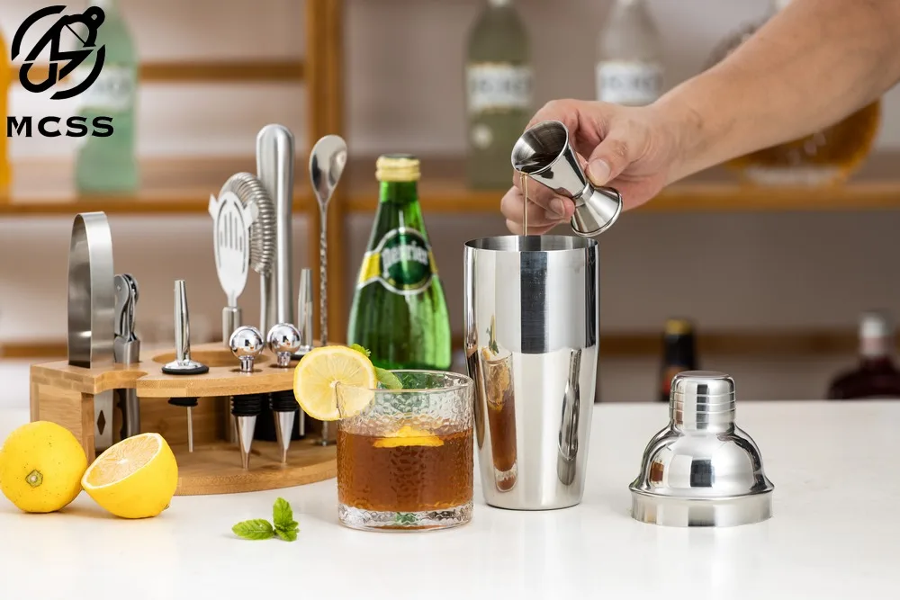 2023 Newest Product Stainless Steel Cocktail Shaker Bar Tools Kit Bartender kit Bar tools Set with Stand Bar set