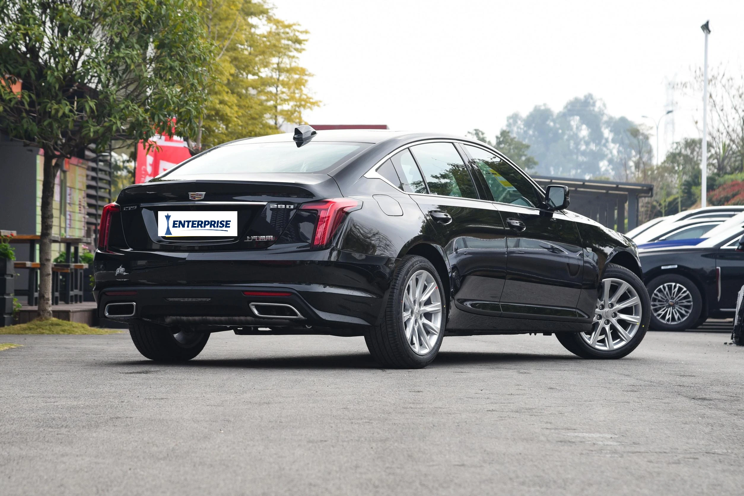 Cadillac CT5 28T Платиновый 2024 седан роскошный автомобиль 237Ps бензиновый