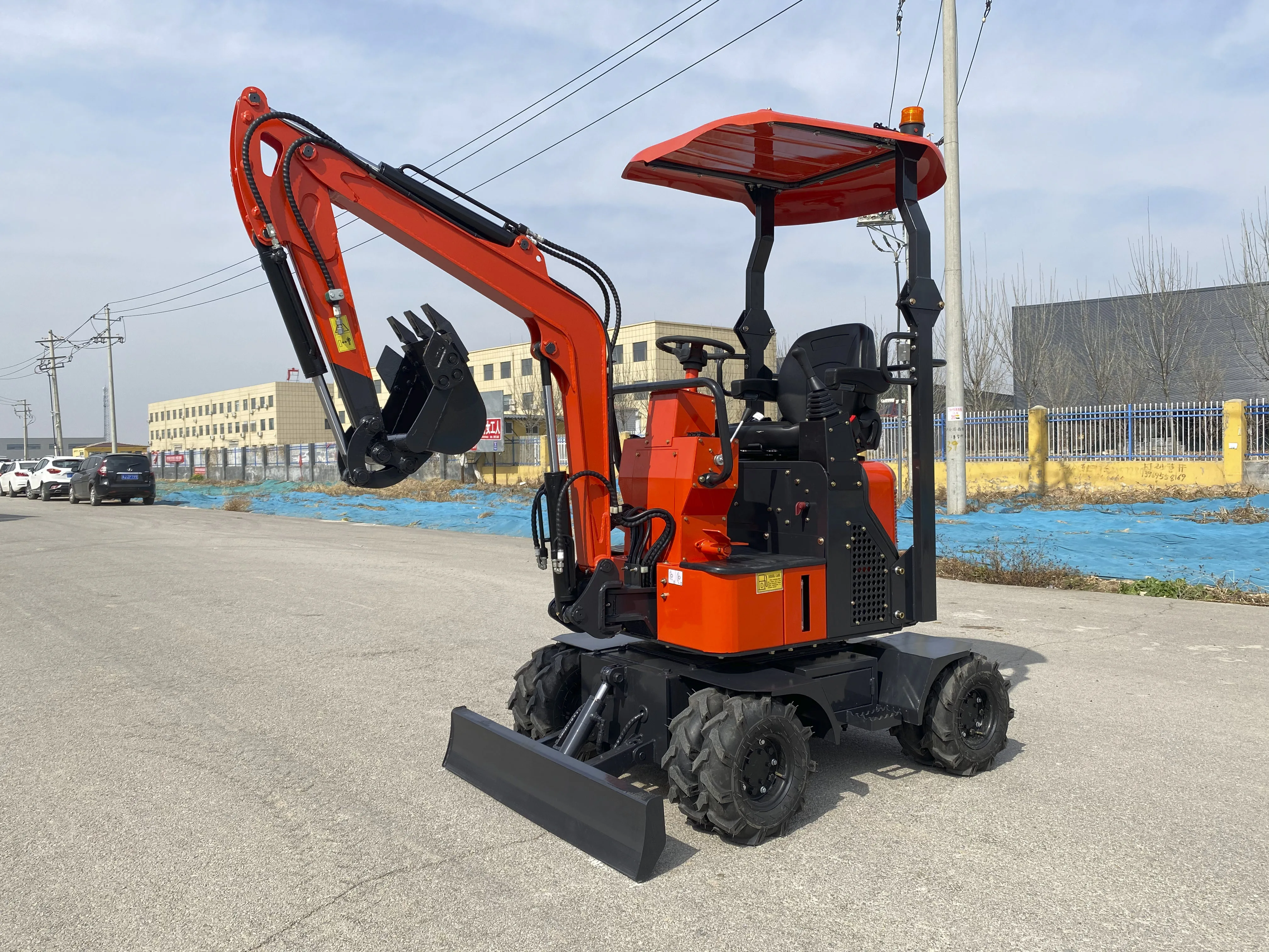 Free shipping hot sale 1200kg mini hydraulic excavator farm mini digger mini pilot small wheel excavator 1.2 ton