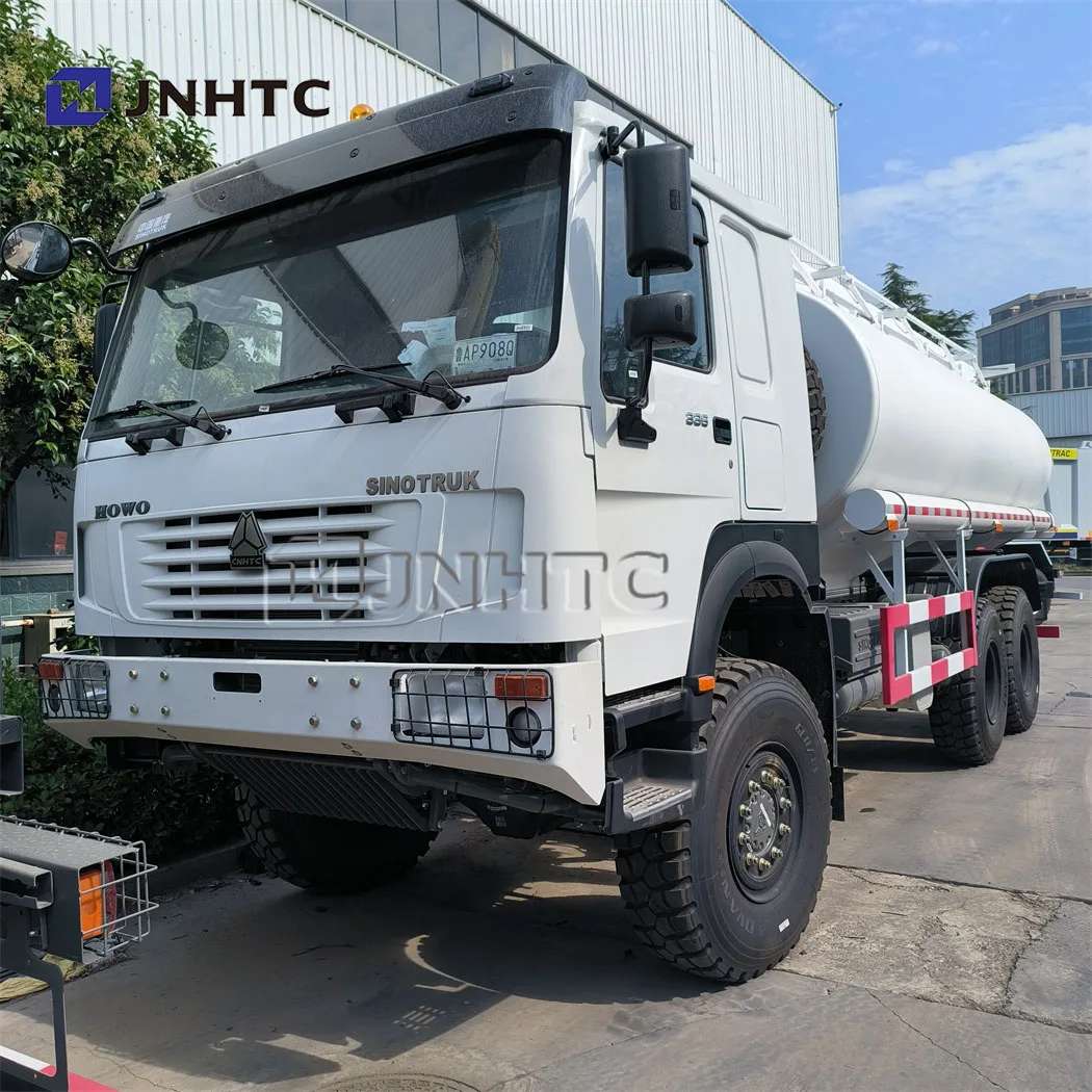 Sinotruk Howo With Good Price Full Wheel Drive Truck Oil Tank 336hp 371HP New  6x6 20000L Diesel  Transport Fuel Oil Tank Truck