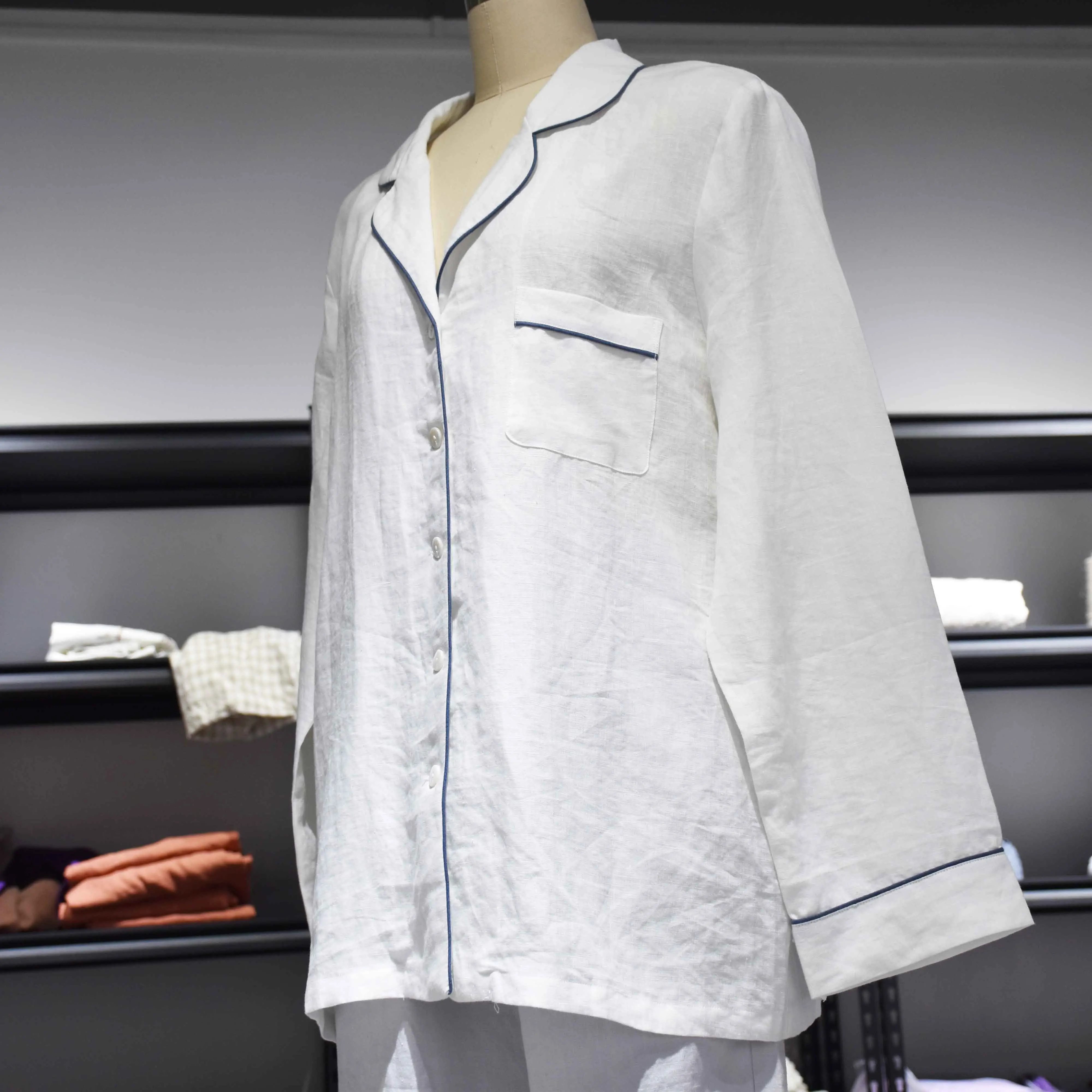 Factory wholesale unisex shell button contrast color with step collar  loungwear stonewashed 100% french linen pajamas sleepwear