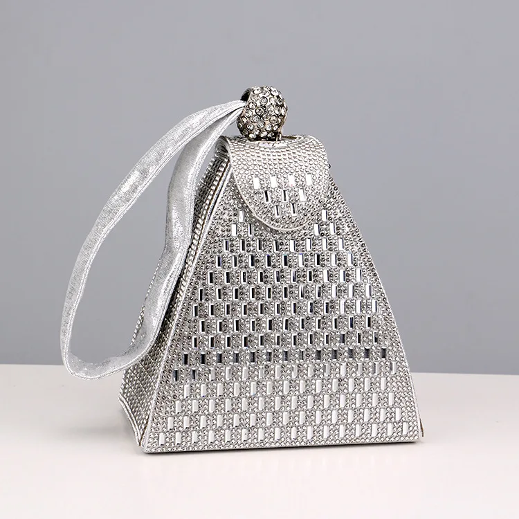 New Diamond Inlaid Dinner Bag Portable Fashion Personalized Triangle Small Bag
