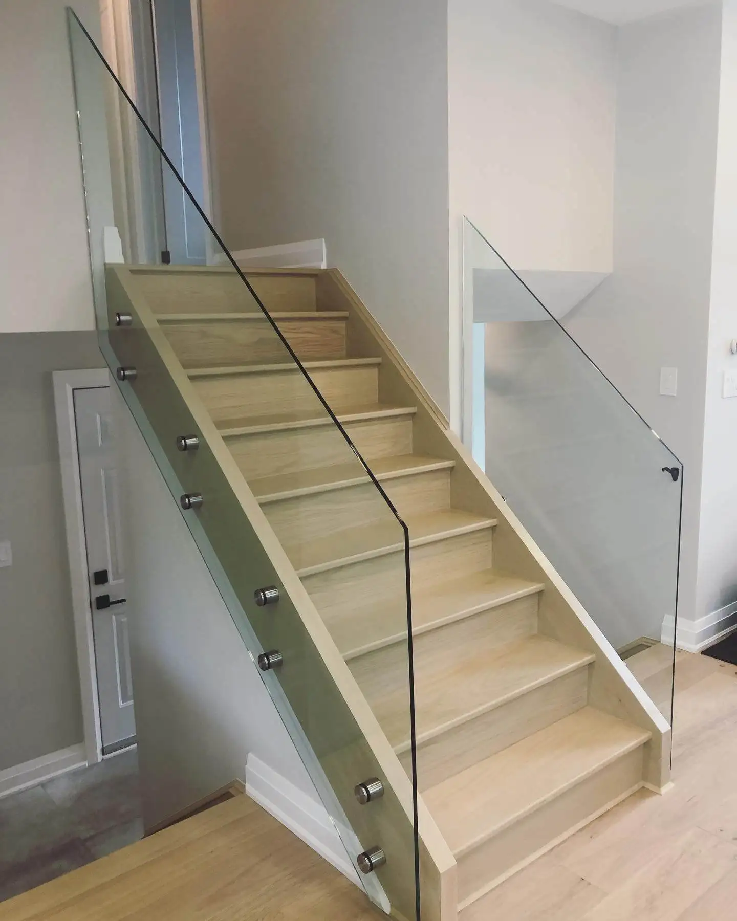 Custom Wood Glass Stair Railing with Prices