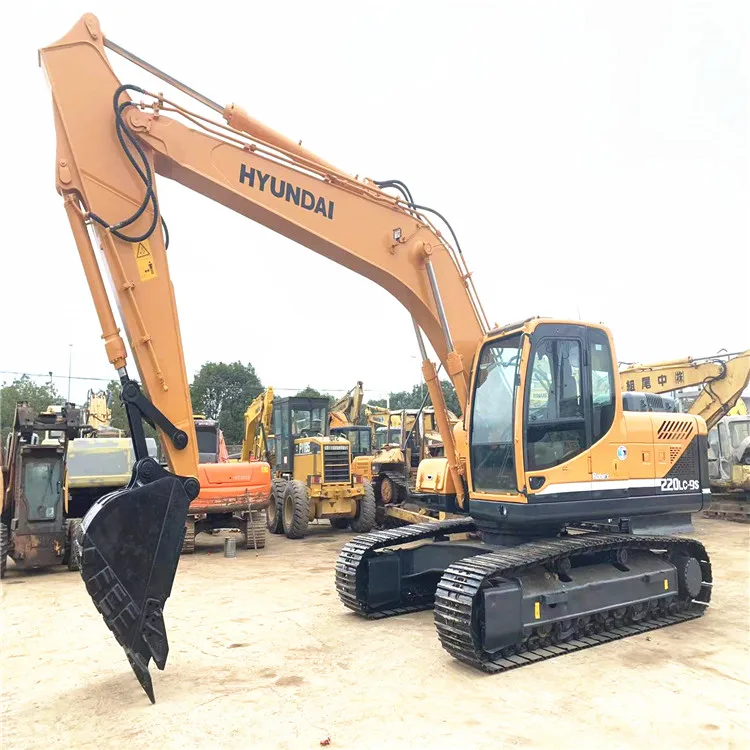 Used Hyundai excavators 220LC-9R 220LC-9S 225LC-9T 215LC-9T crawler excavator for sale in shanghai
