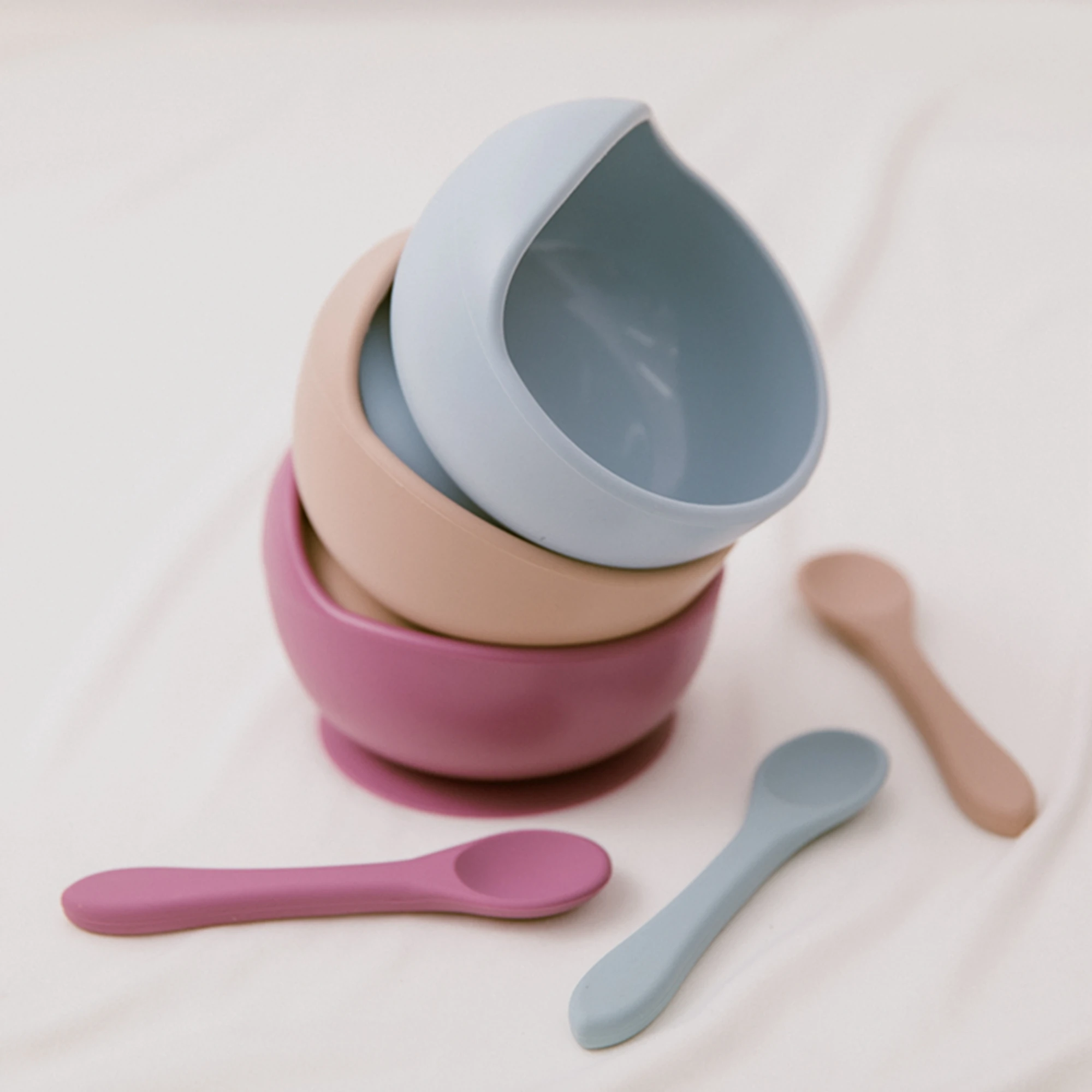 2025 Factory Whole Sale Price Suction Baby Bowl And Spoon set BPA Free Non Slip Colorful Unbreakable Food Grade Silicone