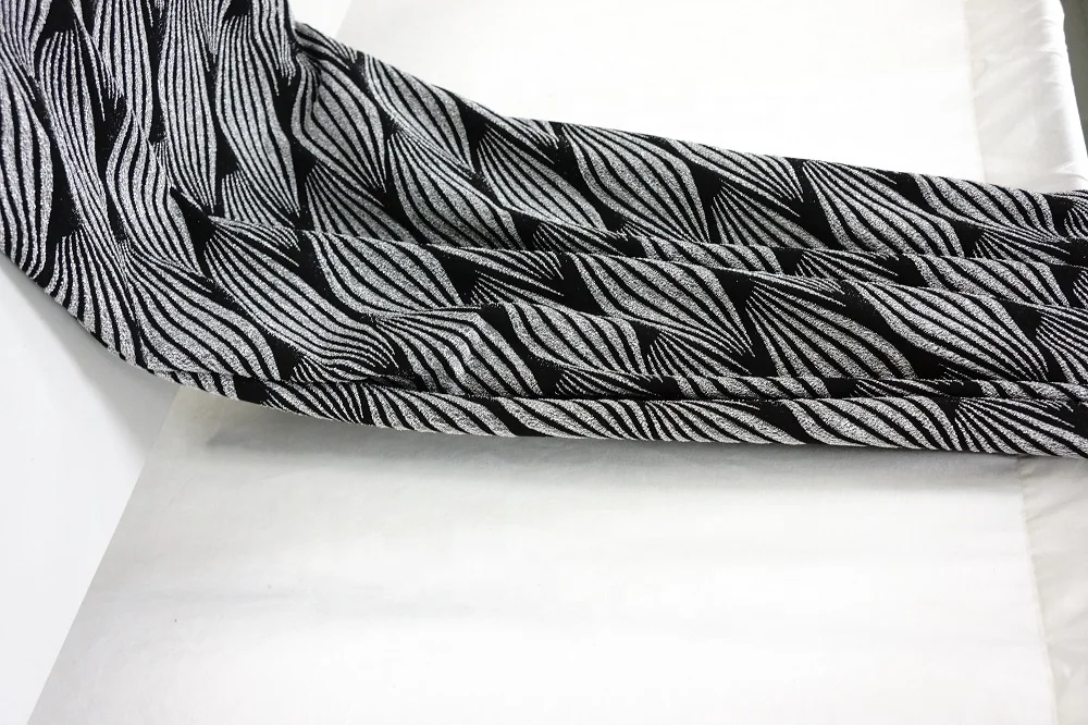 TS-E6001-9 Patterned metllic knit jacquard fabric black silver lurex fabric