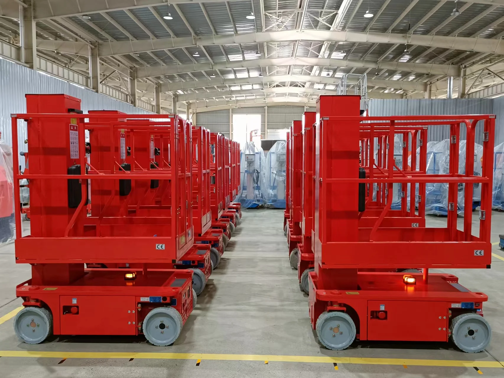 Vbwp 3,6 m 4,8 m 6m мини небольшого размера самоходный вертикальный воздушная Рабочая Лифт склад грузовой промышленный подъём на платформе