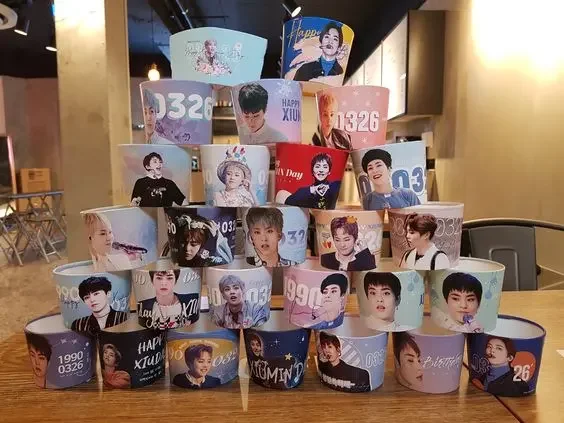 customize K-pop printed air holder kpop cup sleeve thick cardboard paper coffee cup sleeve