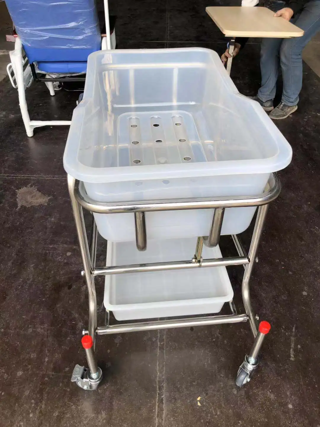 YKB005-Y2 medical supplier manufacture hospital baby cot stainless steel infant bed