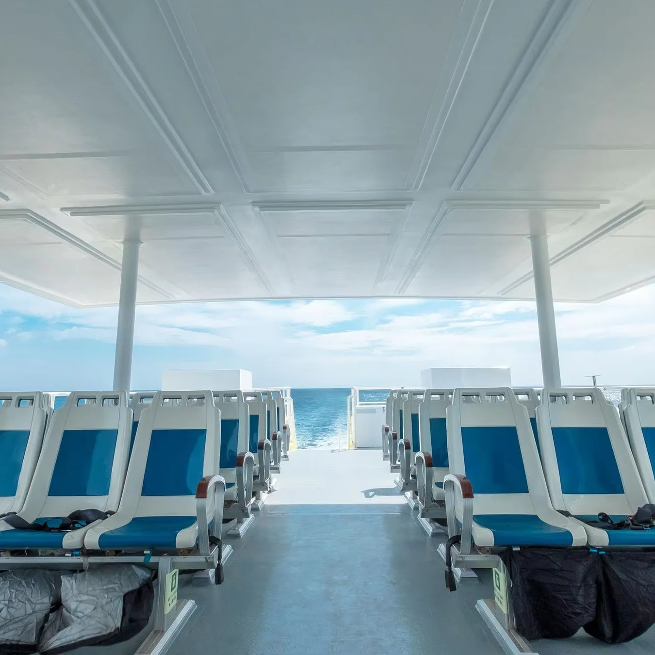 Luxury Modern Twin Engine Passenger Catamaran with High Quality Aluminum Hull New Condition for Sightseeing