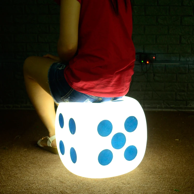 Прямая поставка с завода Водонепроницаемый светодиодный светильник меняющий цвет купить небольшие светодиодные кубические игральные