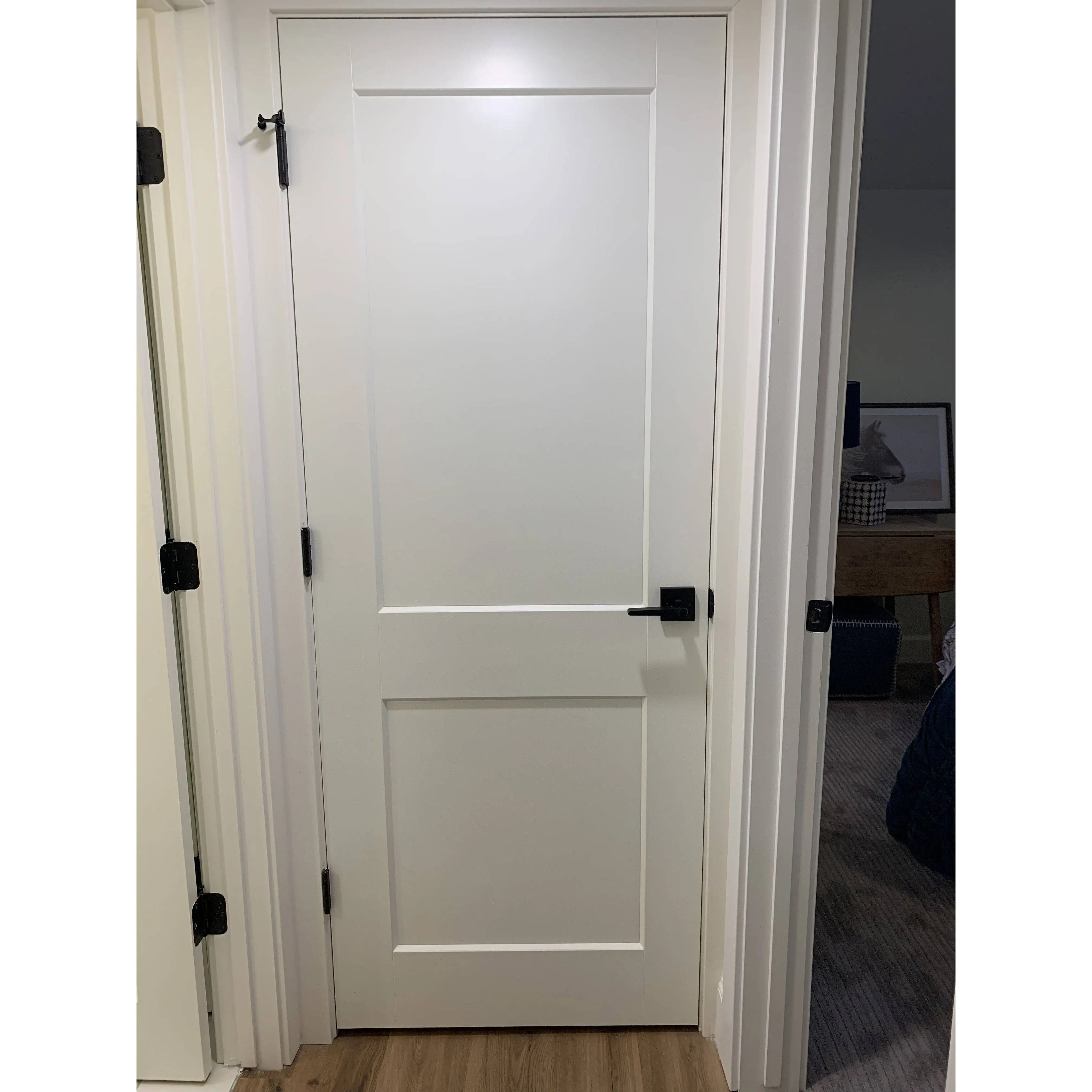 Shaker Design Solid Core Smooth Wood Panel Prehung White MDF Modern Internal Doors
