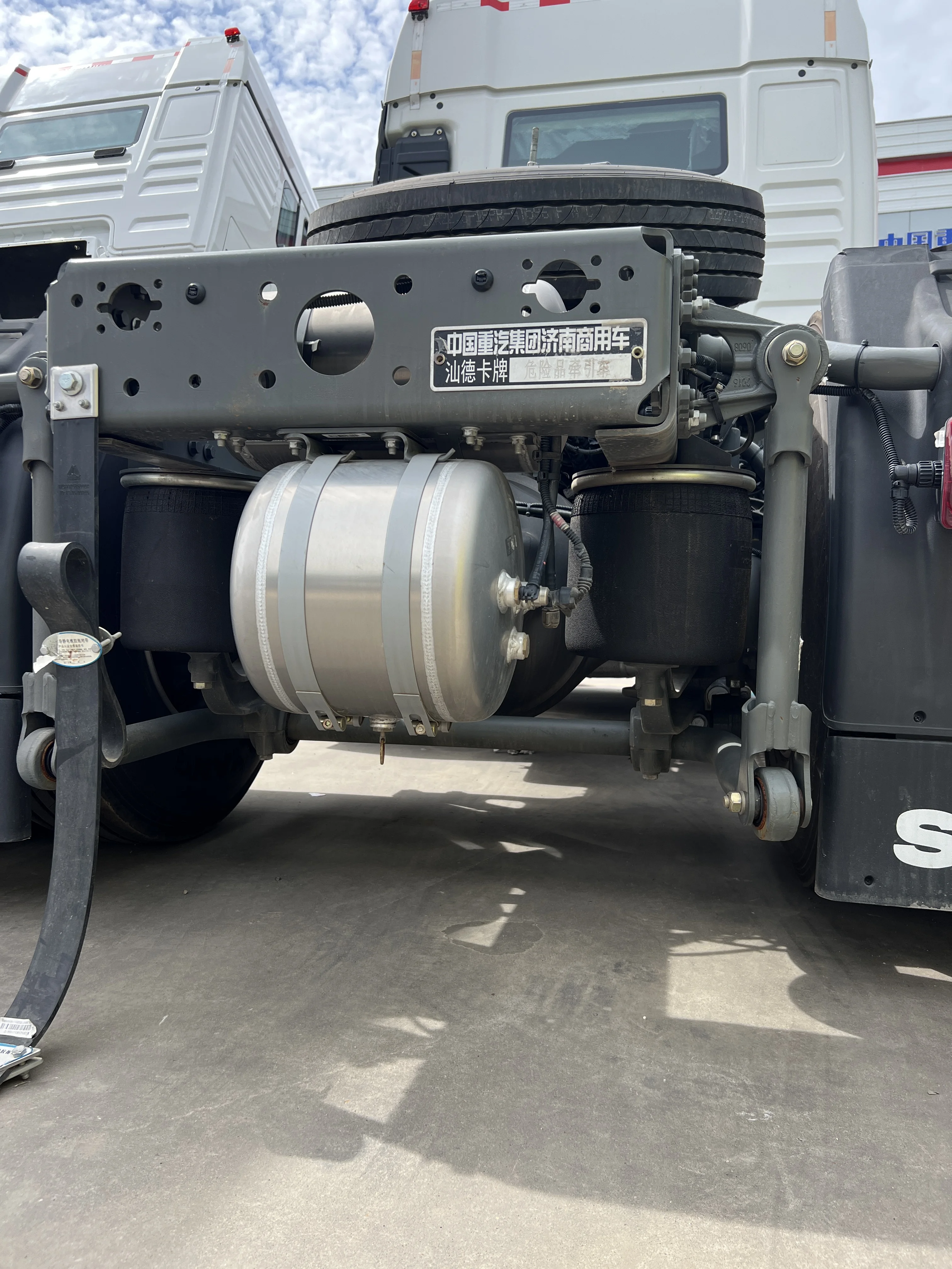 2024 Top Quality Automatic Gearbox Sinotruk SITRAK 4X2 C7H Truck Head