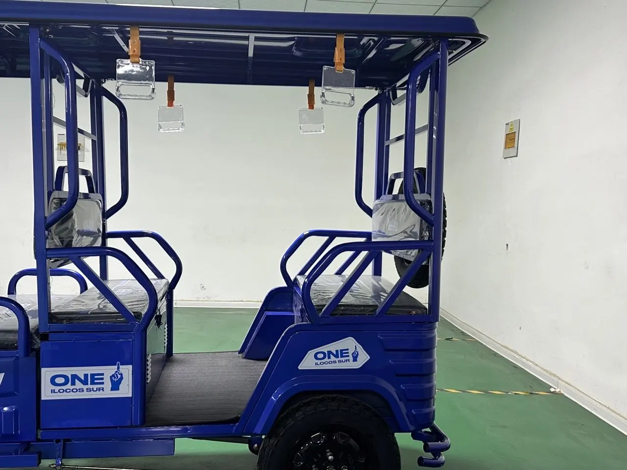 wholesale factory high power 60V 72V 1500W vacuum tires e rickshaw  electric passenger tricycles for adults
