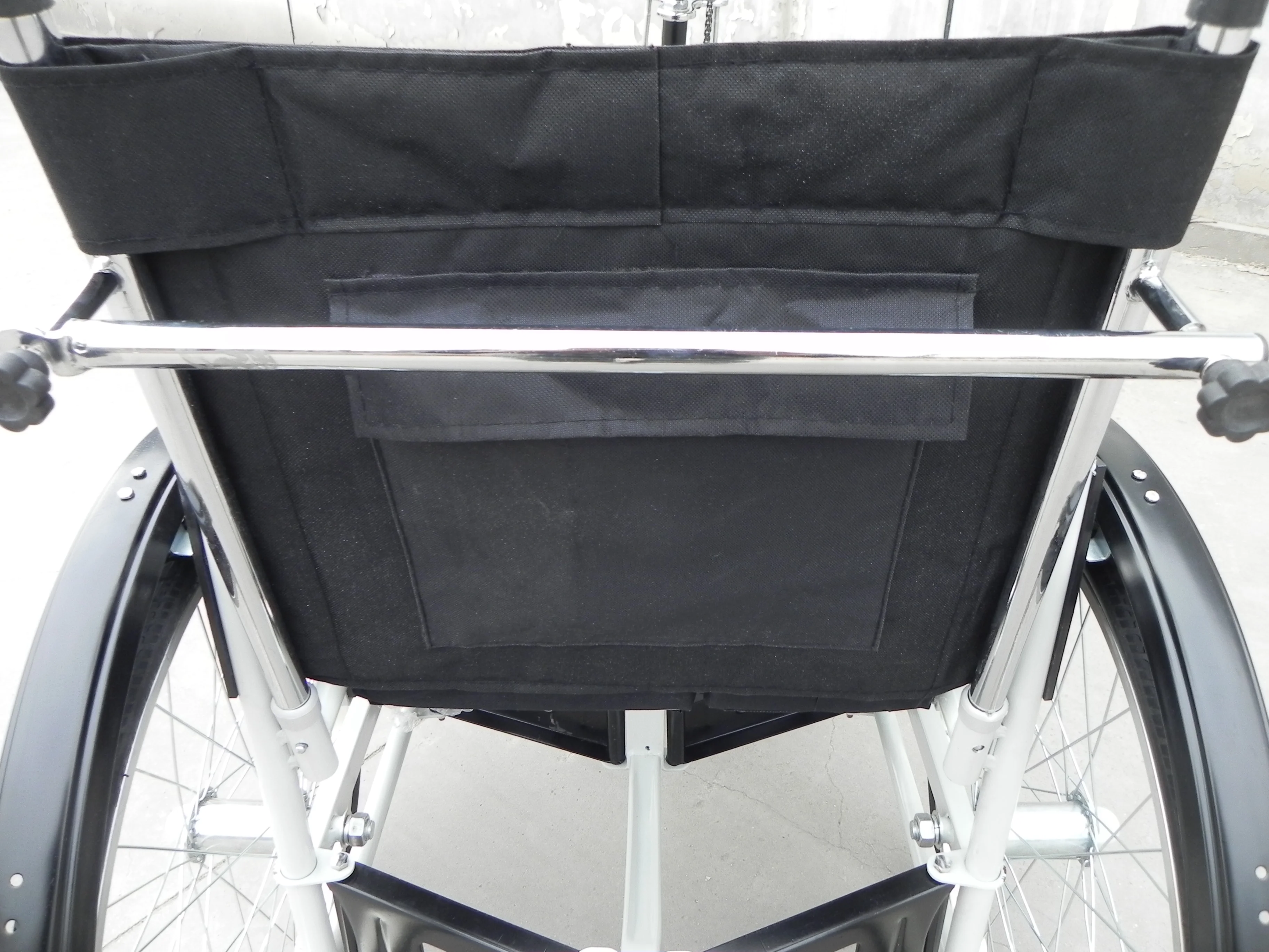 2024 Multi Function 3 Wheel Handicapped Tricycle Bike Premium Foldable Hand-Pedaled Trike Hand-Propelled Tricycle for Disabled