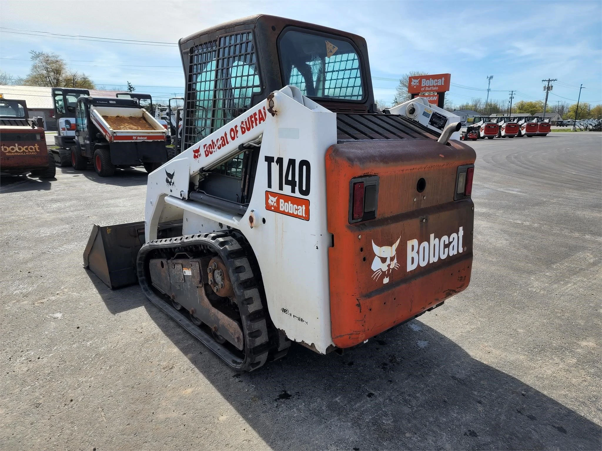 Б/у мини-погрузчики BOBCAT T140 для продажи в отличном состоянии Подержанный мини-погрузчик из
