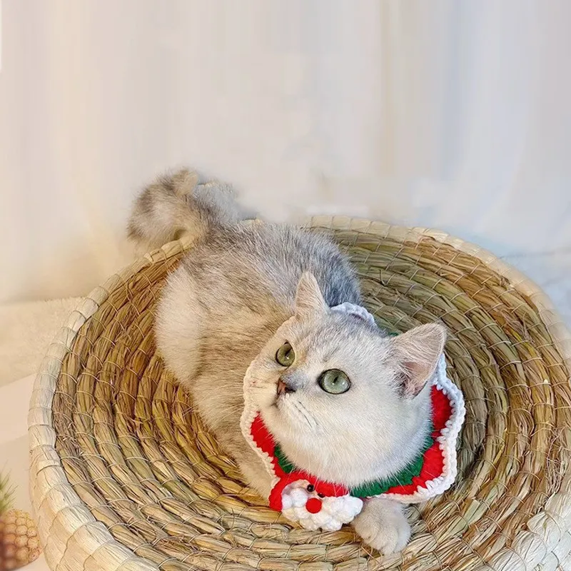 Hot Sale Christmas Handmade Knit Dogs Cat Collar Pet Necklace Adjustable Size Pet Handmade Crochet Collar