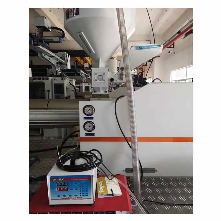 Смешанные пластиковые гранулы объемная дозирующая кормушка цена