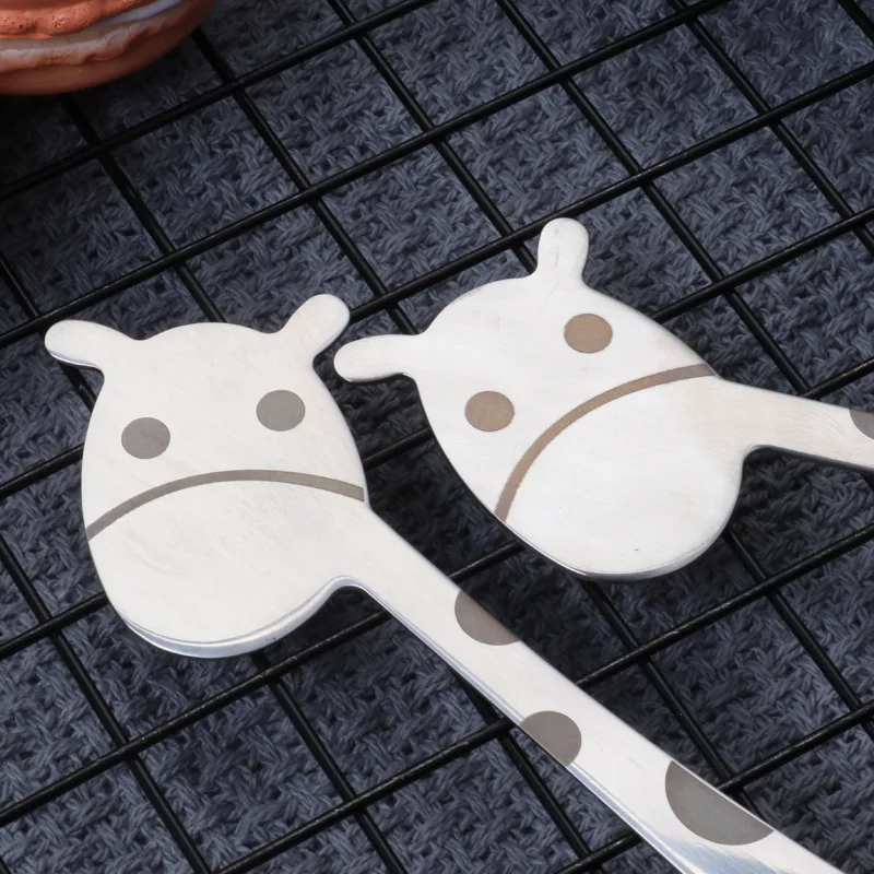 Creative children cartoon stainless steel fruit fork 304 giraffe
