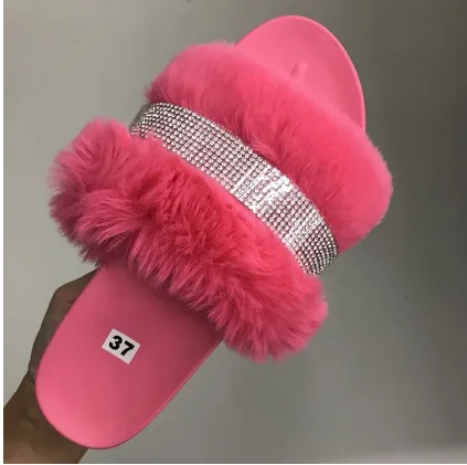 
Designer Branded Comfortable Cozy Plush Womens Diamond PVC Slipper Faux Fur Slides Heel Flip Flop Women Thick Slippers 