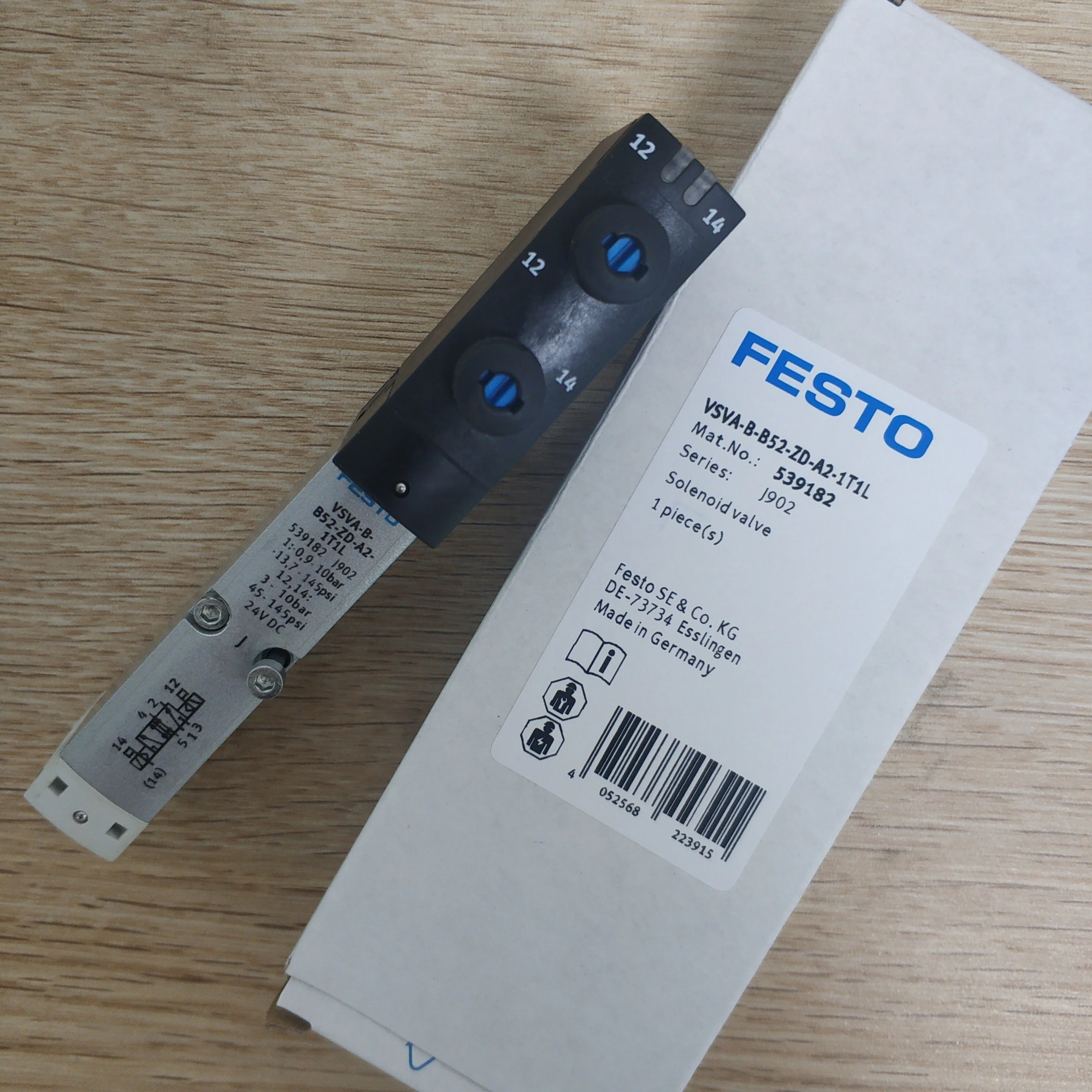 FESTOs 5/2 double solenoid valve VSVA-B-B52-ZD-A2-1T1L  539182