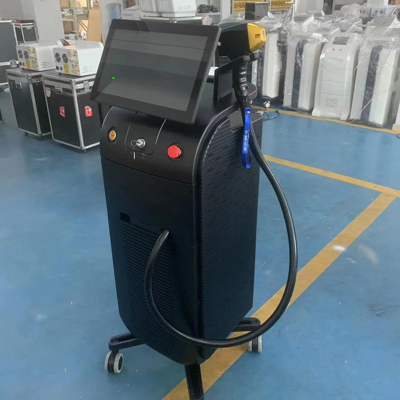 2023 новейший 4K ледяной титановый 1800 Вт 755 нм 808 нм 1064 нм диодный лазер для удаления волос цена