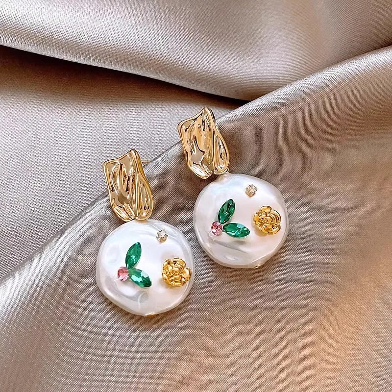 Retro Bridal Pearl Puddles Earrings Oil Painting Luxury High-Grade Colored Glaze Baroque Natural Pearl Vintage Emerald Earrings