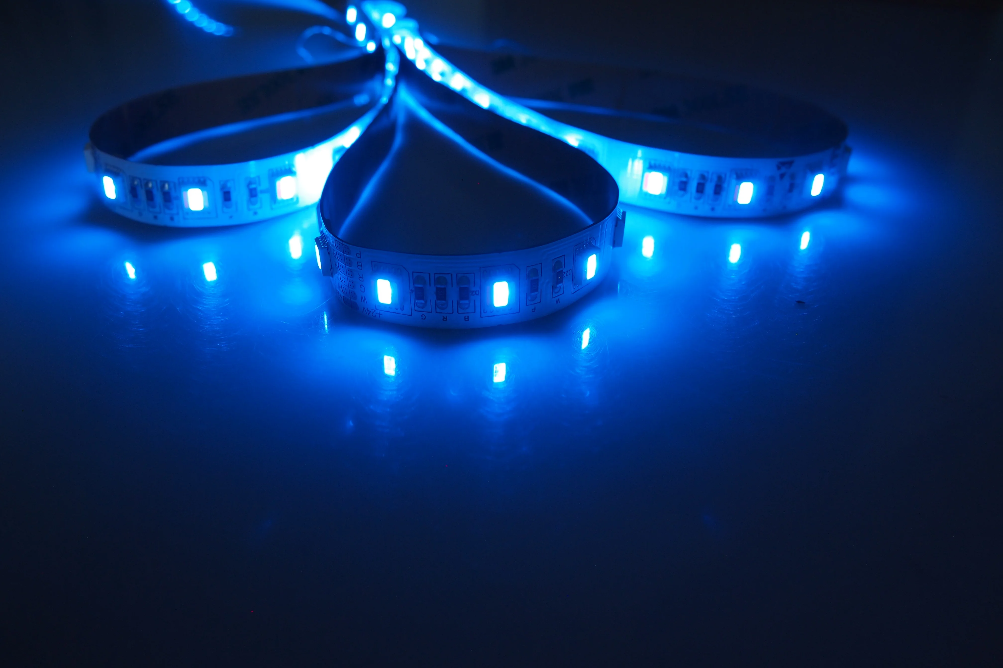 Светодиодная лента 5 в 1 WW + RGB CW rgbw 2700K 6000K