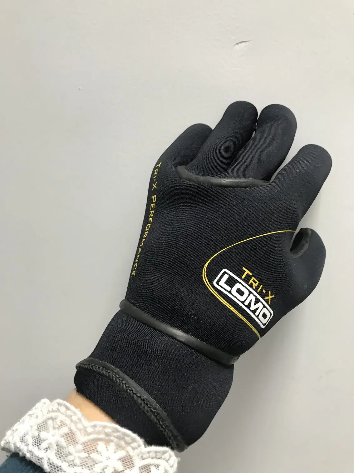 OEM RUBBER CUSTOMIZE LOGO FACTORY DIRECTLY NEOPRENE SURFING AQUA GLOVE BEACH SURFING GLOVES