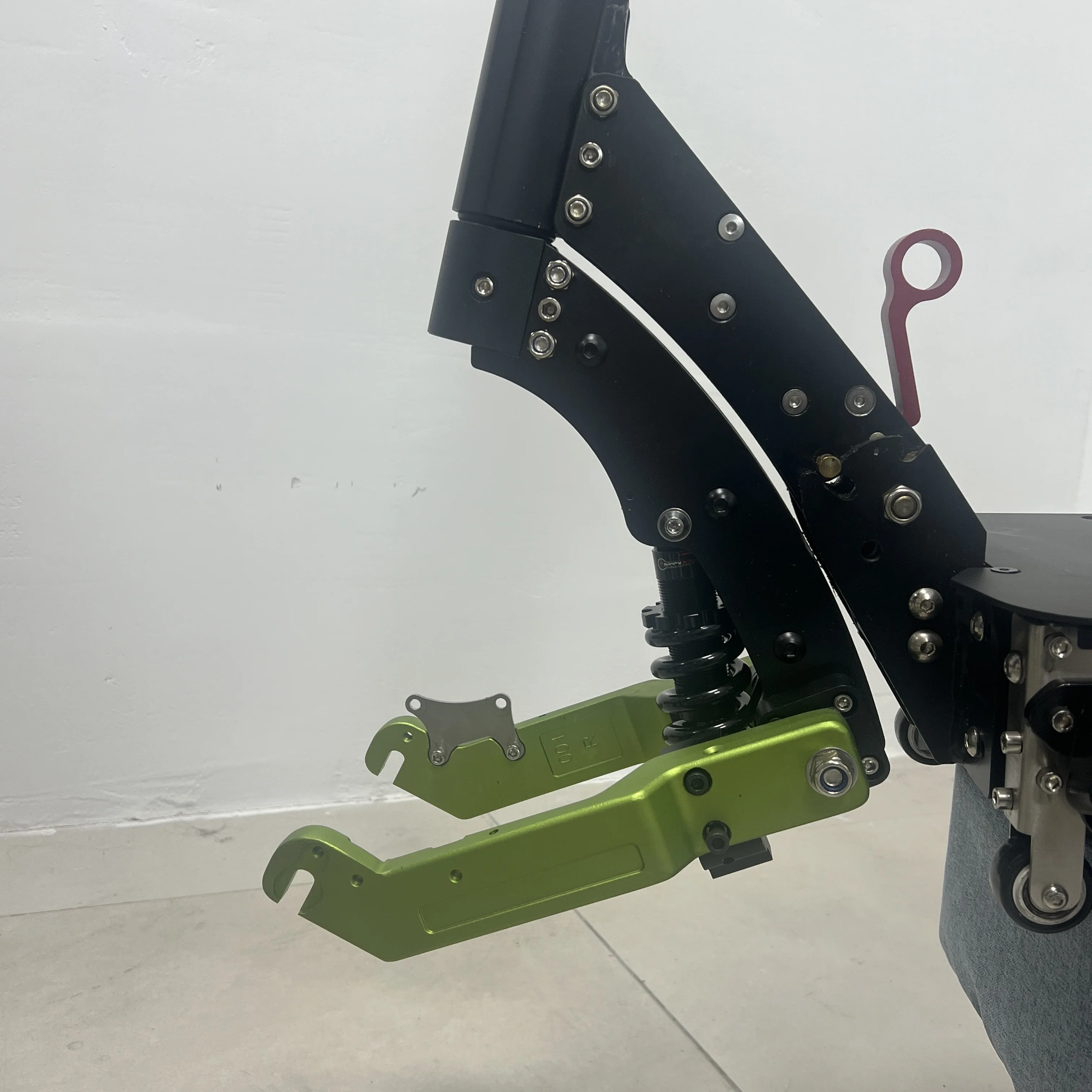 2024 new style high endurance easy to install aluminium alloy open size 150mm 11inch scooter electric frame
