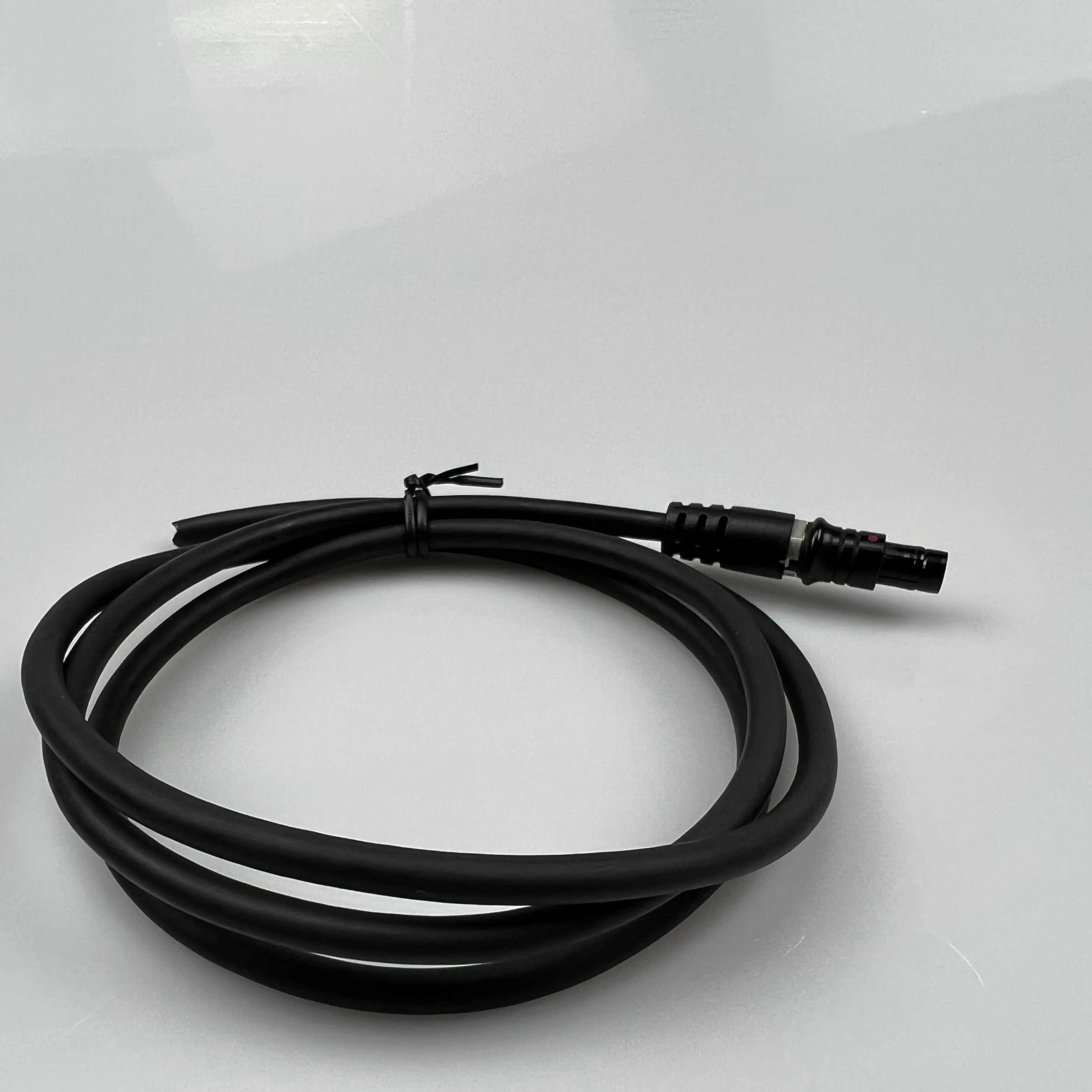 Bexkom  S1031 0F 1F AF  Plug with 1M standard TPU cable  IP68 Waterproof 360 degree  EMC shielding