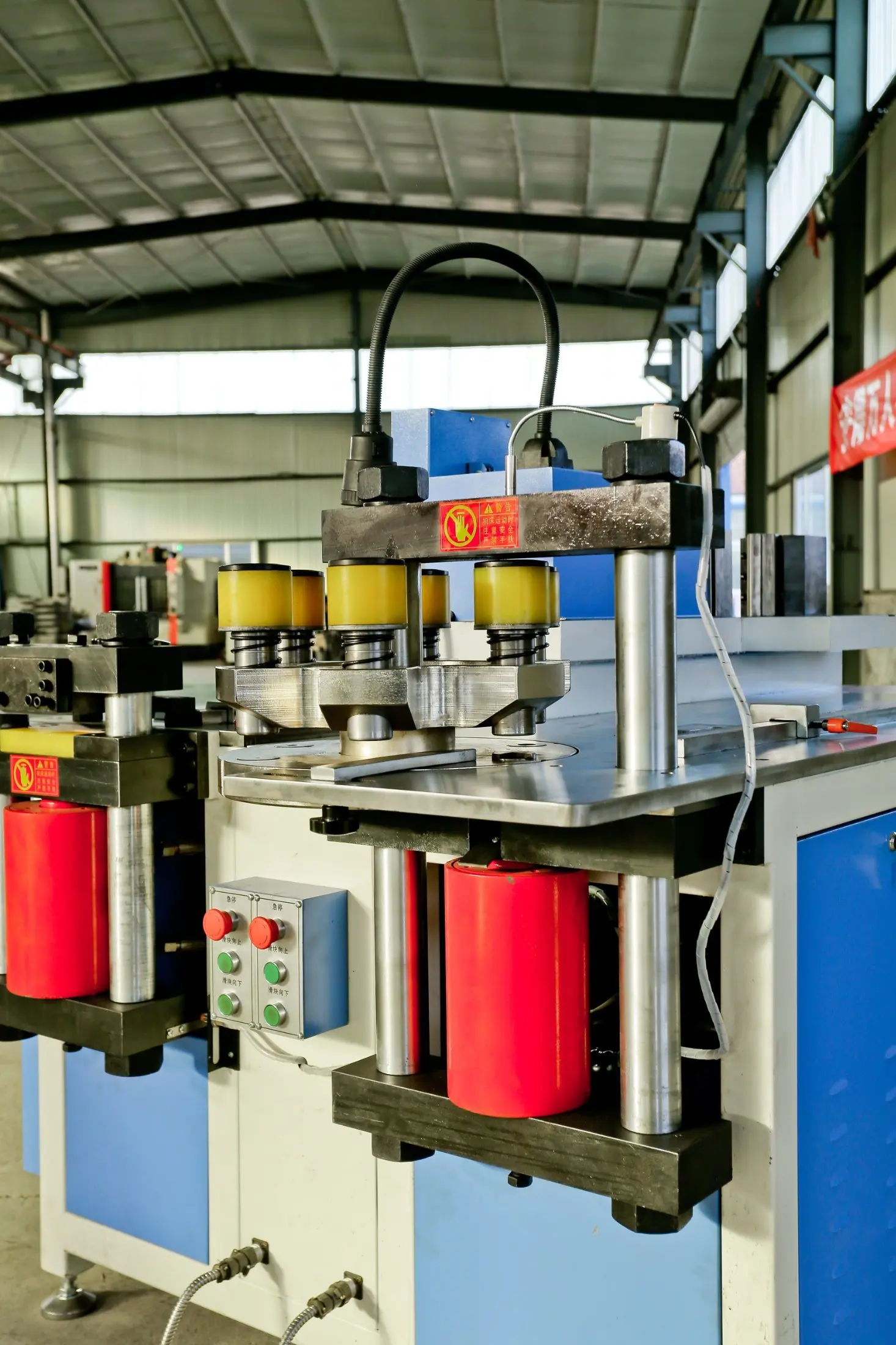 CNC Manufacturing Machine Busbar Processing Machine for Transformer Easy to Use