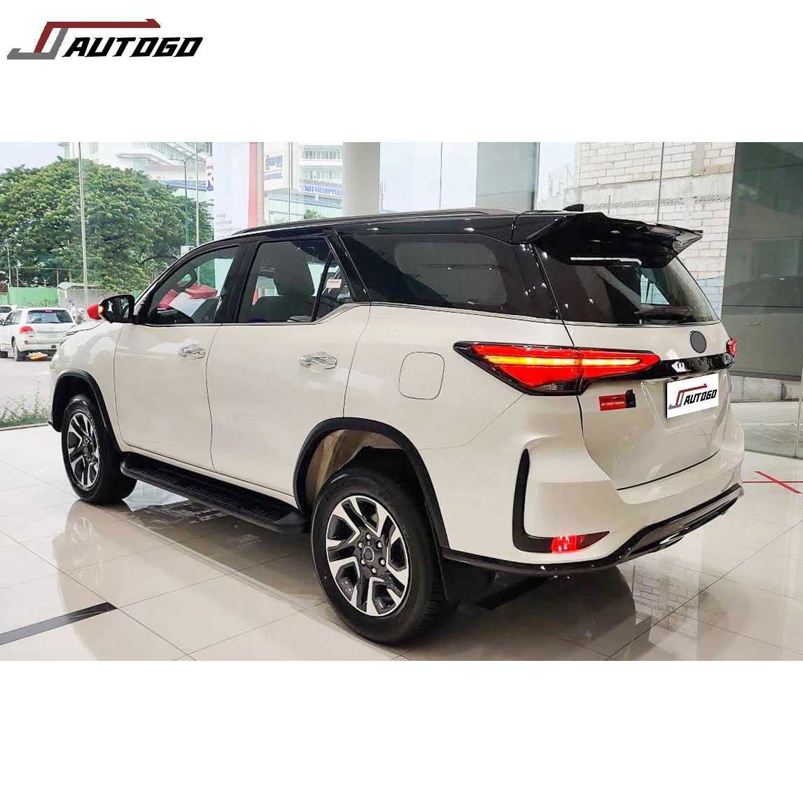 Body Kit For Toyota Fortuner 2016 2017 2018 2019 2020 Update to Legender with Front+Rear Bumper Lamp+Grille assembly